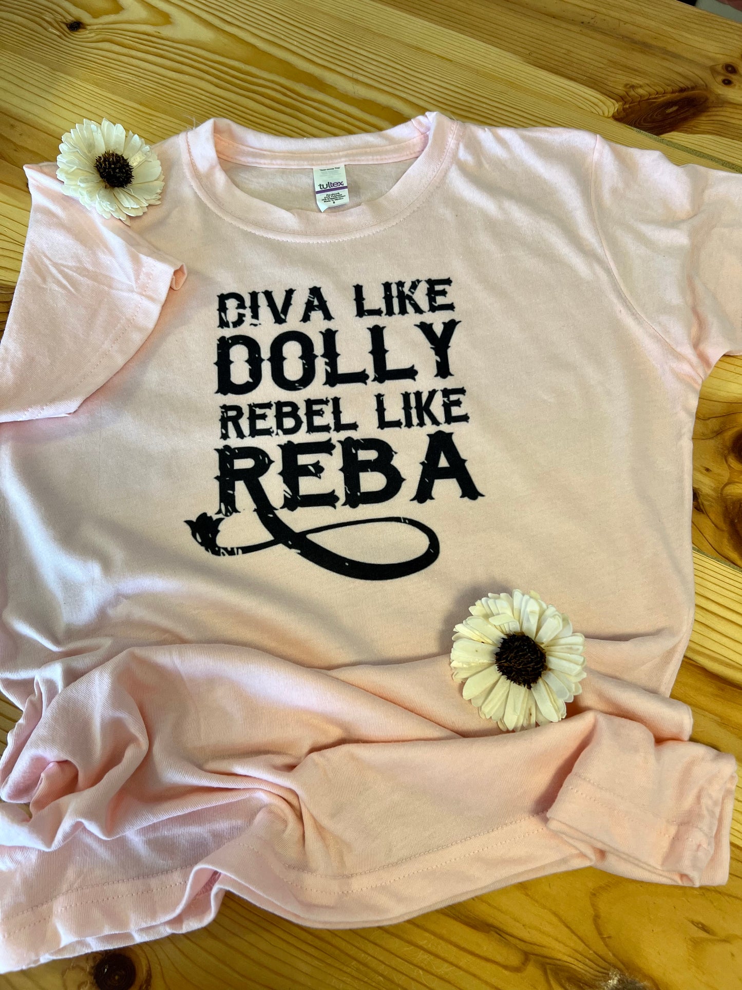 Diva Like Dolly Rebel Like Reba - T-Shirt